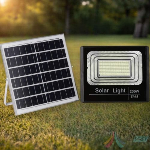 Proiectoare solare LED – iluminat eficient fără costuri Proiectoarele solare LED sunt soluția ideală pentru iluminatul exterior în zone unde nu există acces la rețeaua electrică sau unde se dorește reducerea costurilor. Acestea utilizează energia solară pentru a oferi lumină puternică și constantă, fiind potrivite pentru curți, grădini, parcări sau spații industriale. Datorită tehnologiei moderne, proiectoarele sunt echipate cu baterii de capacitate mare și panouri solare eficiente, asigurând autonomie ridicată chiar și în condiții de lumină redusă. Avantajele proiectoarelor solare LED consum zero de energie electrică iluminare puternică (ideal pentru securitate) senzori de mișcare și lumină integrați instalare rapidă, fără cabluri rezistență la apă și condiții meteo extreme Tipuri de proiectoare solare proiectoare cu senzor de mișcare proiectoare solare cu telecomandă proiectoare de mare putere (industrial) proiectoare pentru curți și grădini iluminat solar pentru parcări și hale Alege proiectoare solare LED pentru a beneficia de un iluminat modern, economic și complet autonom.