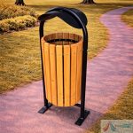 Cos de Gunoi Parc din Lemn cu Capac PRO07